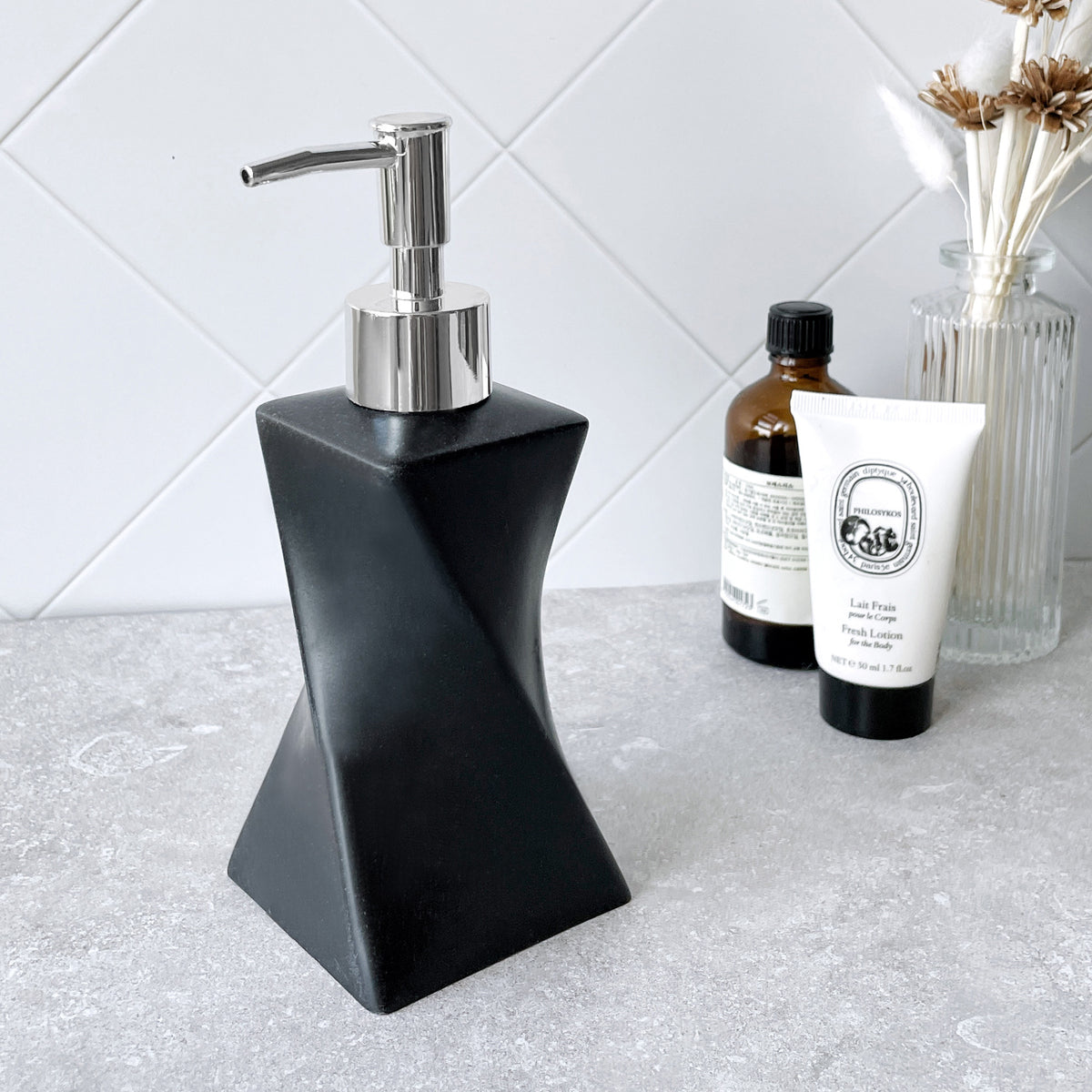 Modern Black Soap Dispenser with Silver Pump