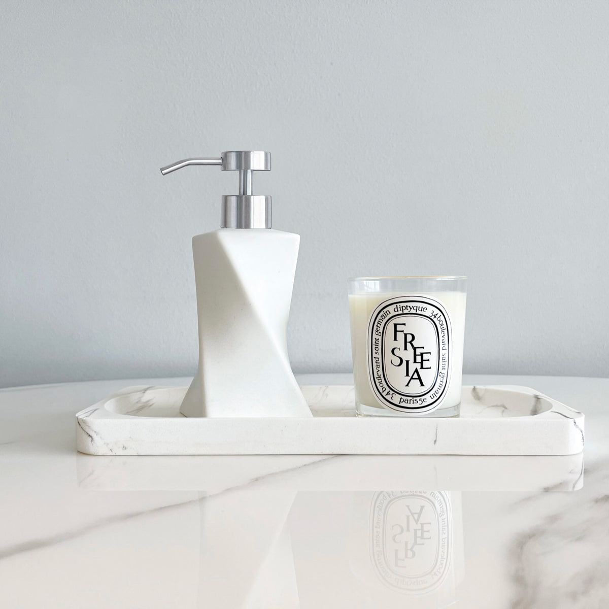 Modern White Soap Dispenser with Stainless Steel Pump